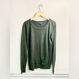 Banana Republic Women’s Sweater Wool Round Neck Long Sleeve Pullover Green XS